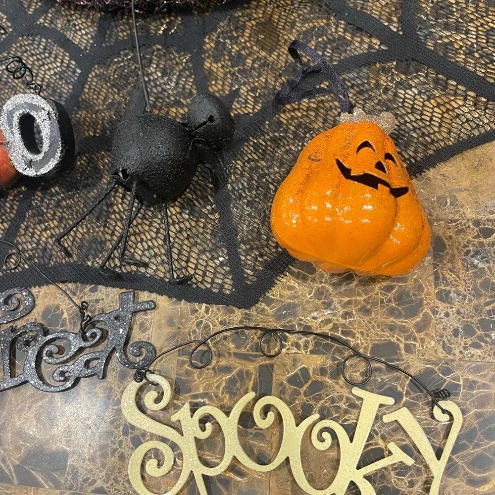 Pier 1 selling as